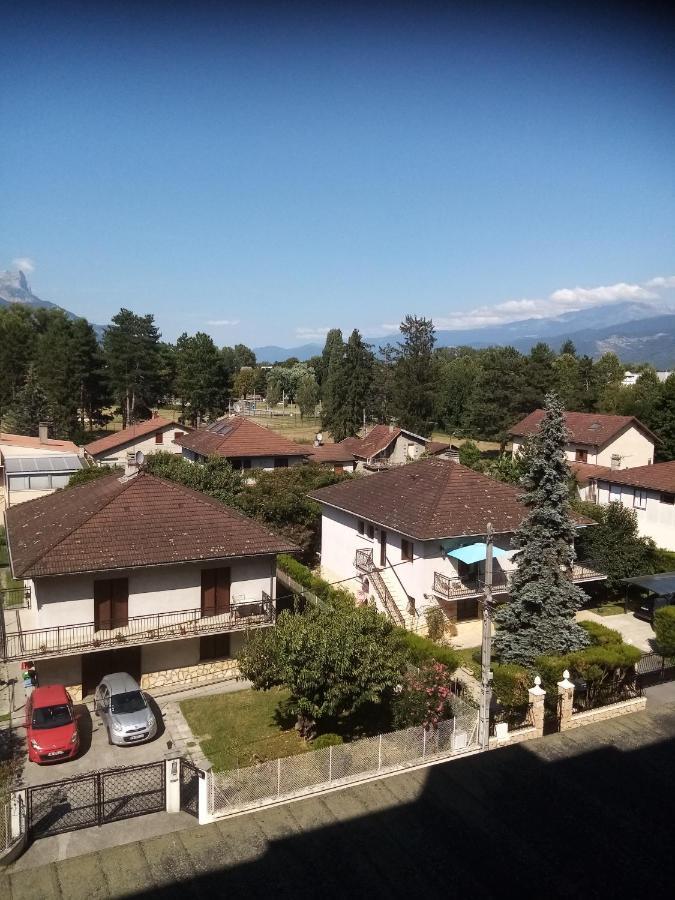 Kilian Campus Uga Daire La Tronche  Dış mekan fotoğraf